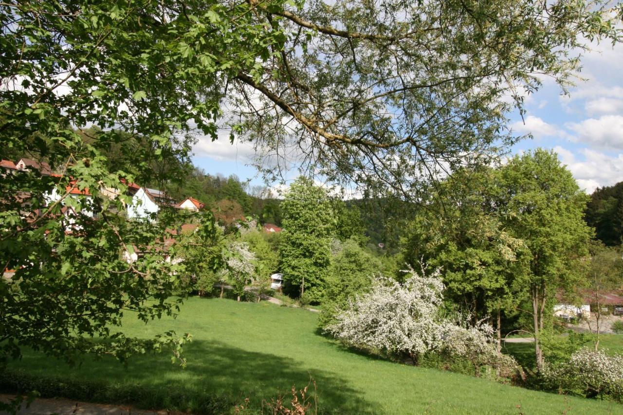 B&B Arlesbrunnen Egloffstein Bagian luar foto