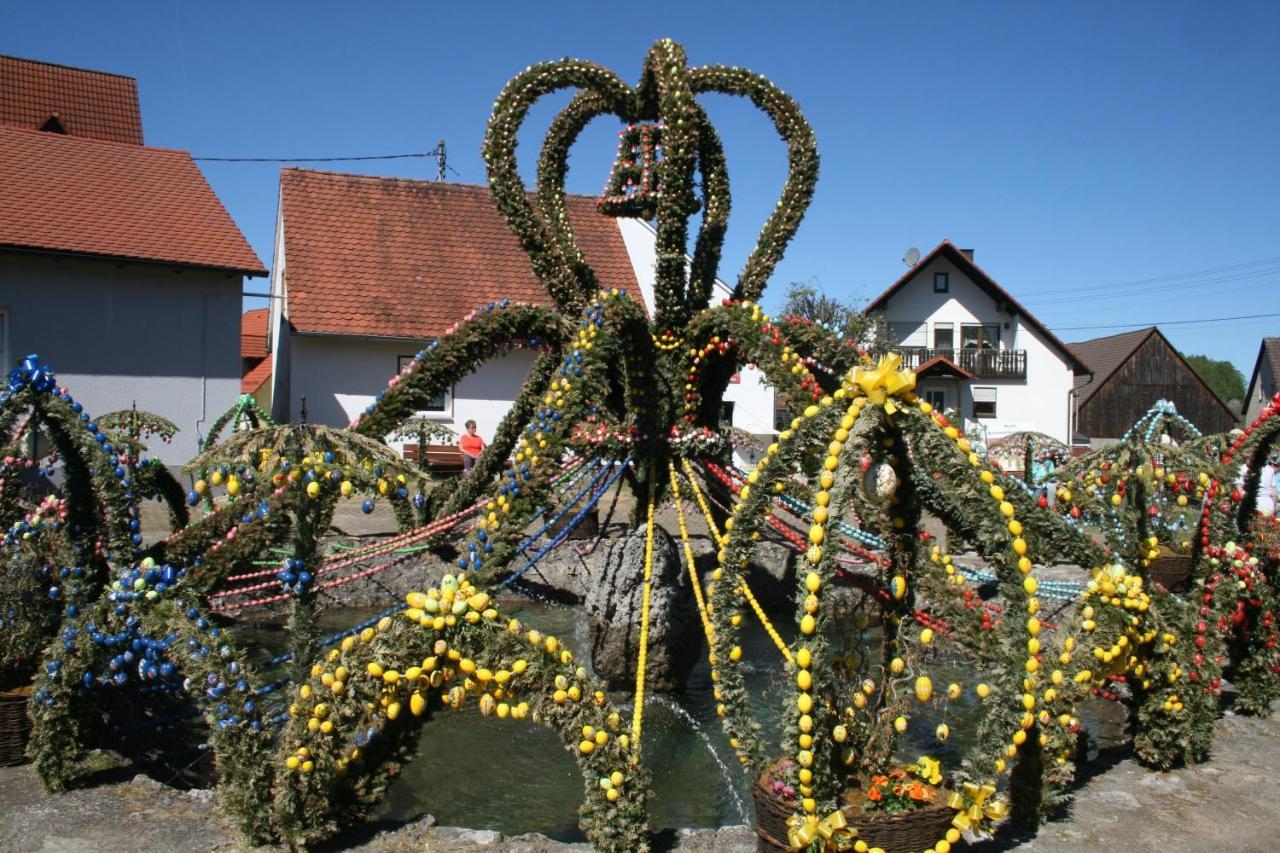 B&B Arlesbrunnen Egloffstein Bagian luar foto